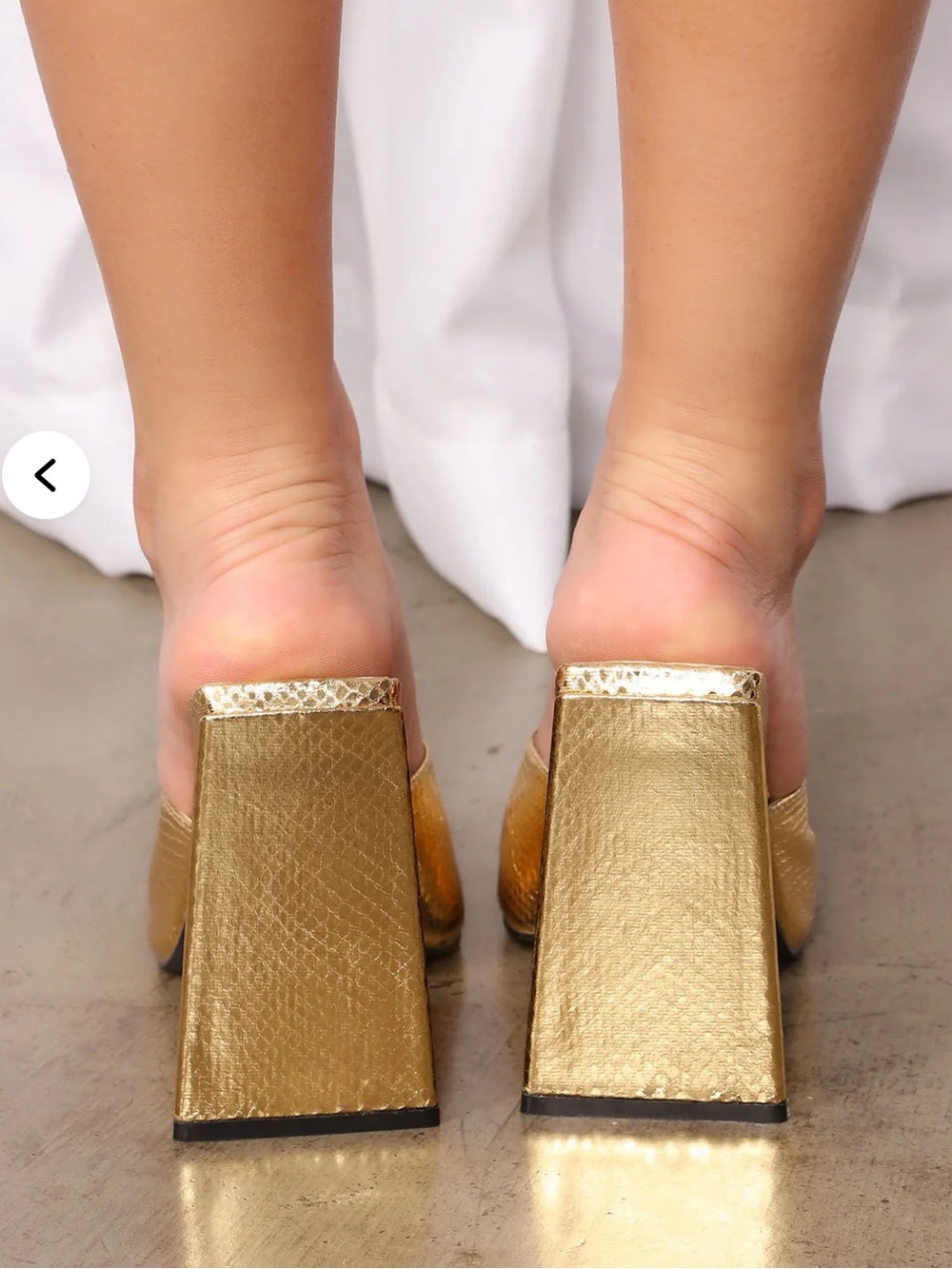 Fashion Nova Gold Metallic Sculpted Block Heel Mule - Picture 4 of 4